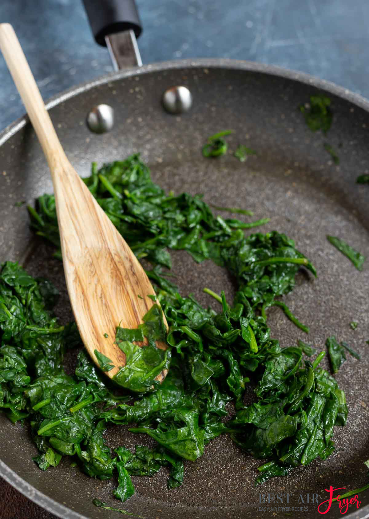 Air Fryer Spinach and Artichoke Dip Recipe